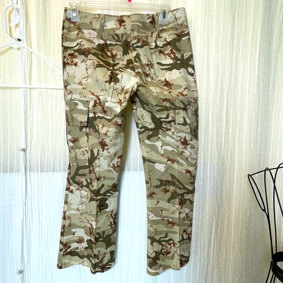 Camouflage cargo pants small excellent used condition - Picture 2 of 5